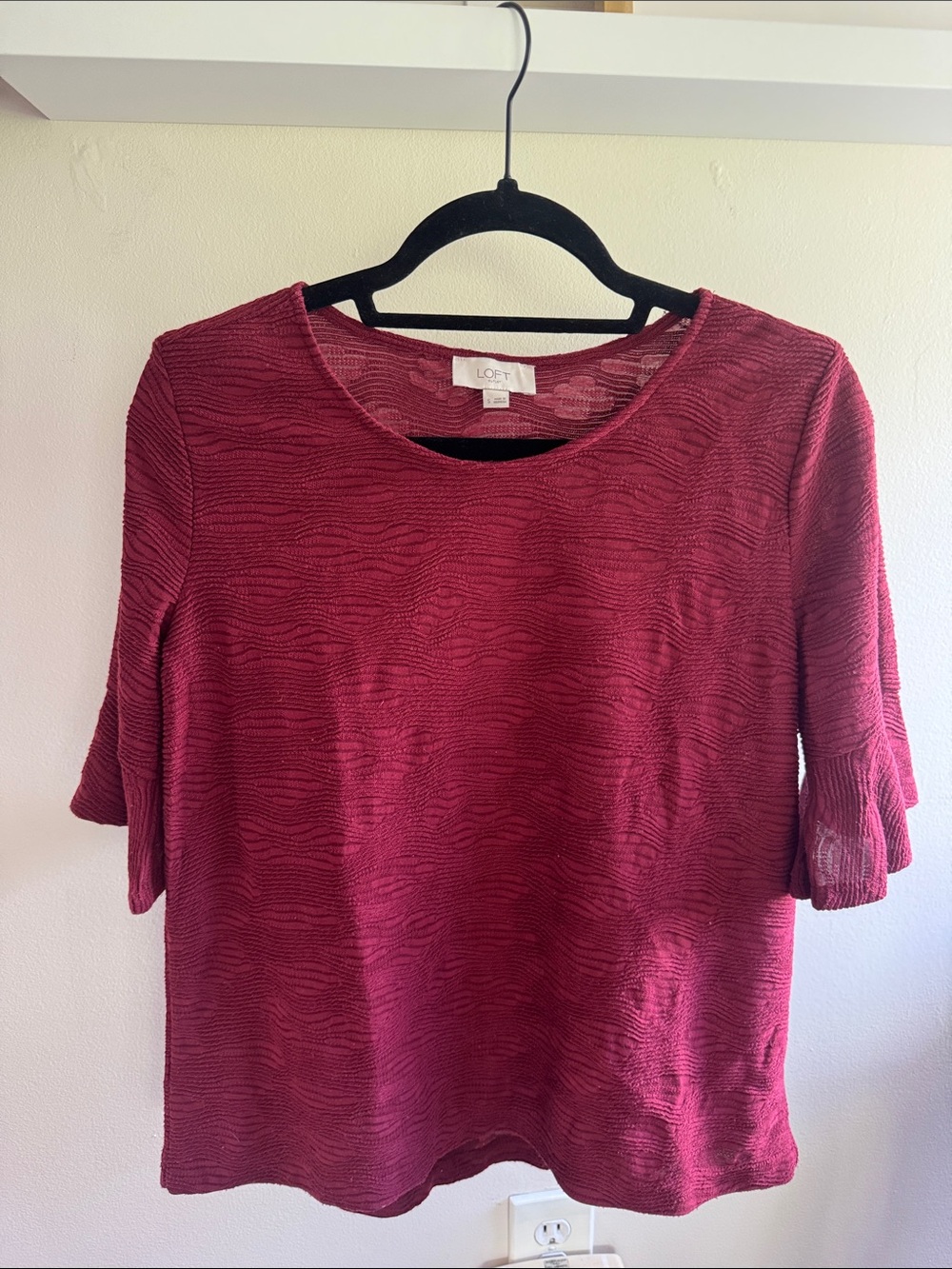 LOFT Women's Wine Textured Short Sleeve Top size S